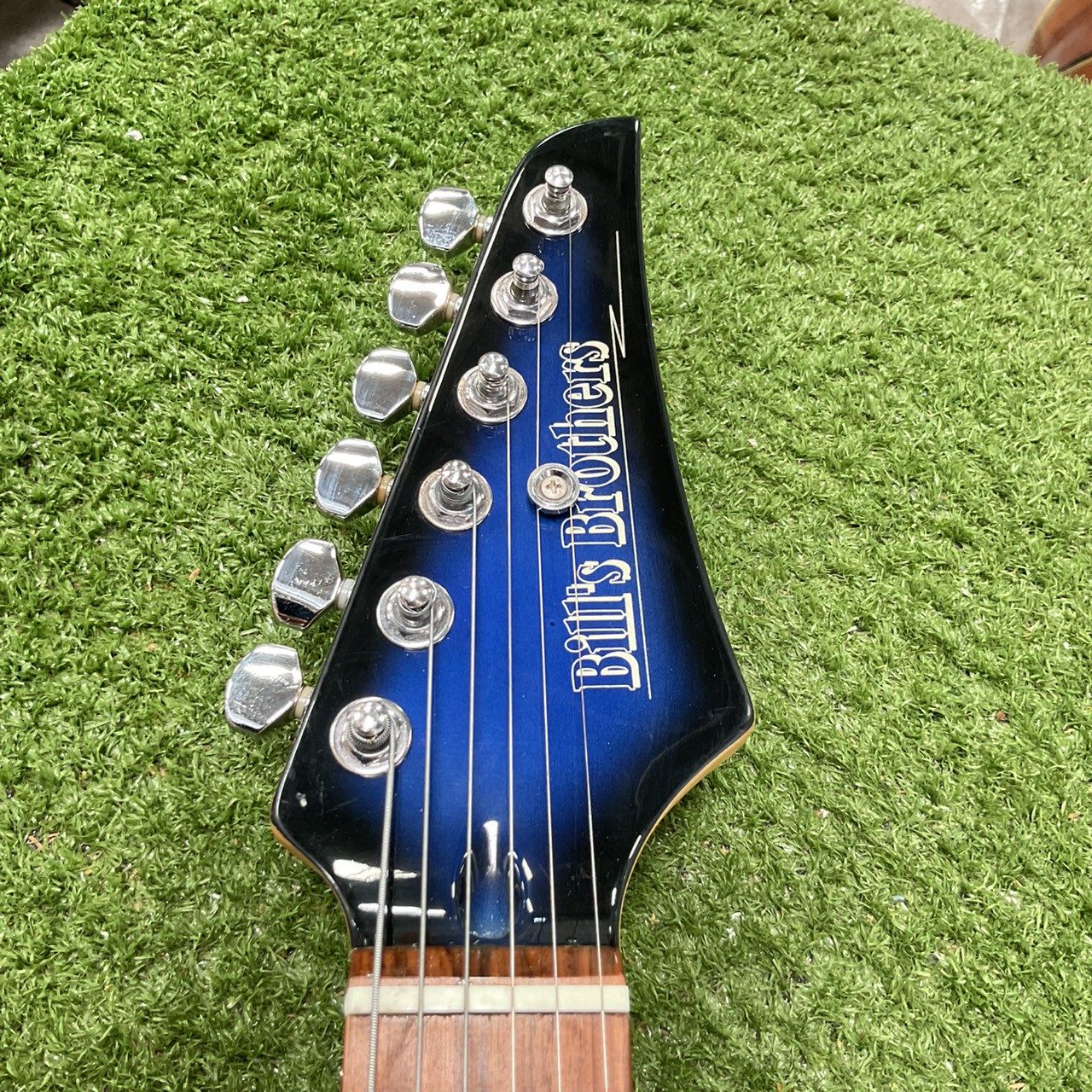 กีต้าร์ไฟฟ้า Bill's Brothers