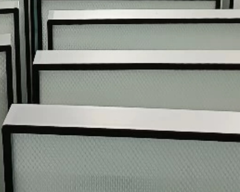 AFS0059 วัสดุกรองฝุ่นพร้อมเฟรม (กล่องควบคุมฝุ่นในโรงงาน) ไส้กรองประสิทธิภาพสูง ขนาดไส้กรอง 59.5 x 59.5 x 6.9ซม. กว้าง 59.5 ซม. ยาว 59.5 ซม. สูง 6.9 ซม.