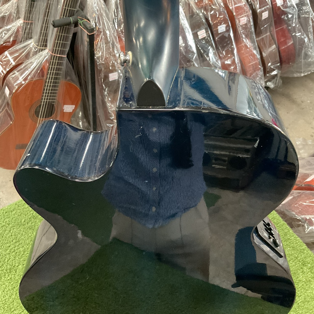 กีต้าร์โปร่งไฟฟ้า Cort : SFX E TBB