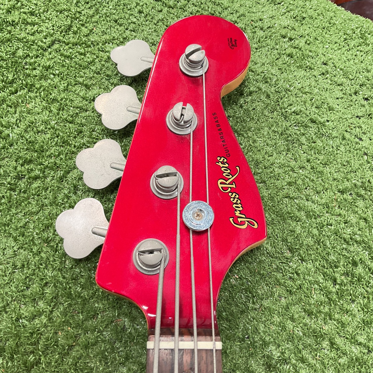 กีต้าร์เบส Grass Roots