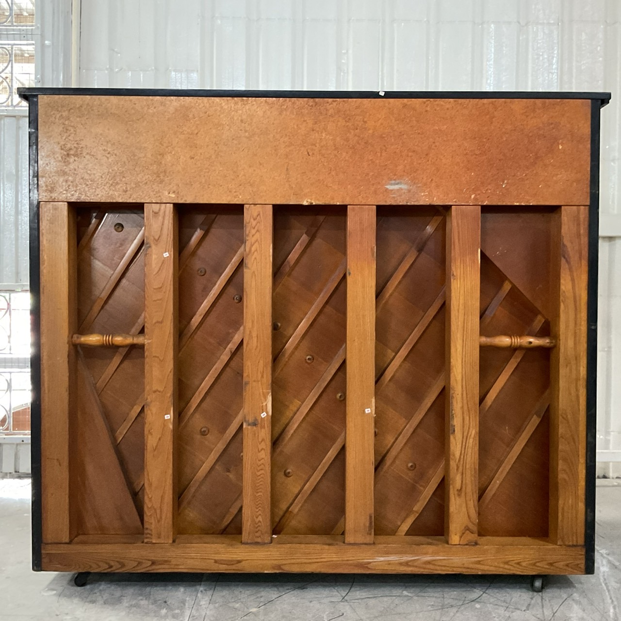 เปียโนอัพไลท์ Schweizerstein : HU-200