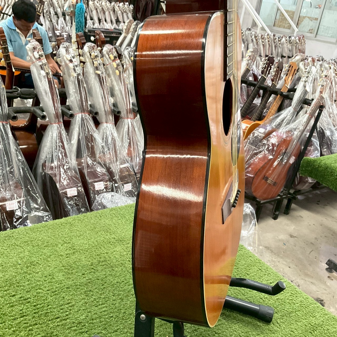 กีต้าร์โปร่ง Hotta : F100