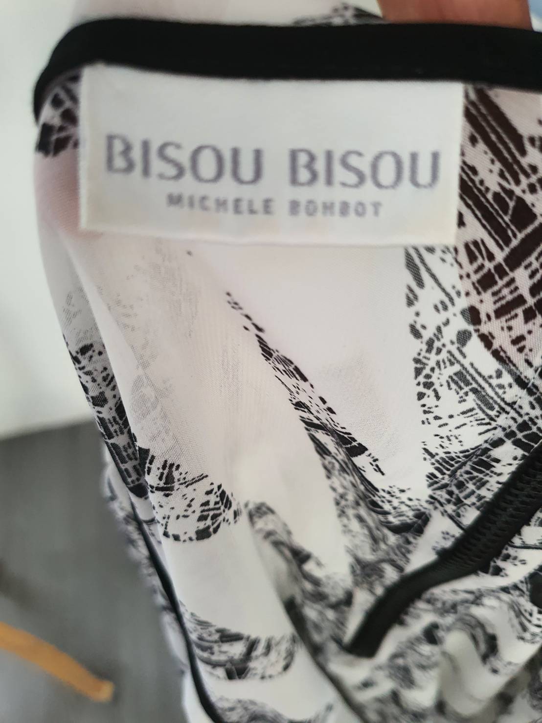 FF05642 เสื้อแฟชั่น ชีฟอง มือสอง แบรนด์ BISOU SIZE L อก free