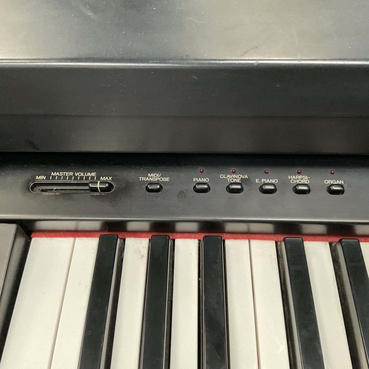 เปียโน YAMAHA : CLP-260 สินค้าไม่พร้อมใช้งาน (ต้องซ่อม)