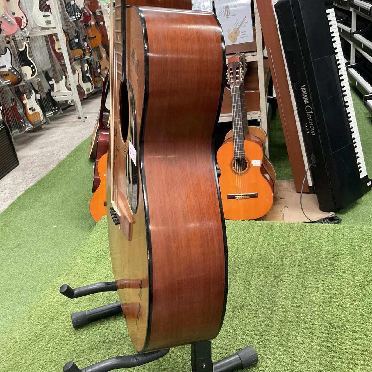 กีต้าร์โปร่ง Hotta : No.80