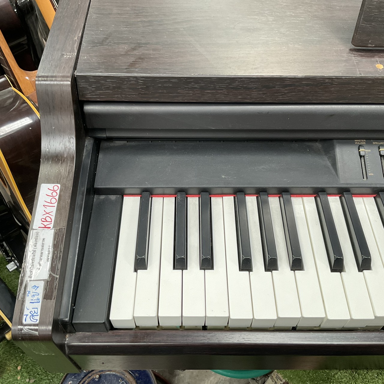 เปียโน YAMAHA : CP-840 สินค้าไม่พร้อมใช้งาน (ต้องซ่อม)