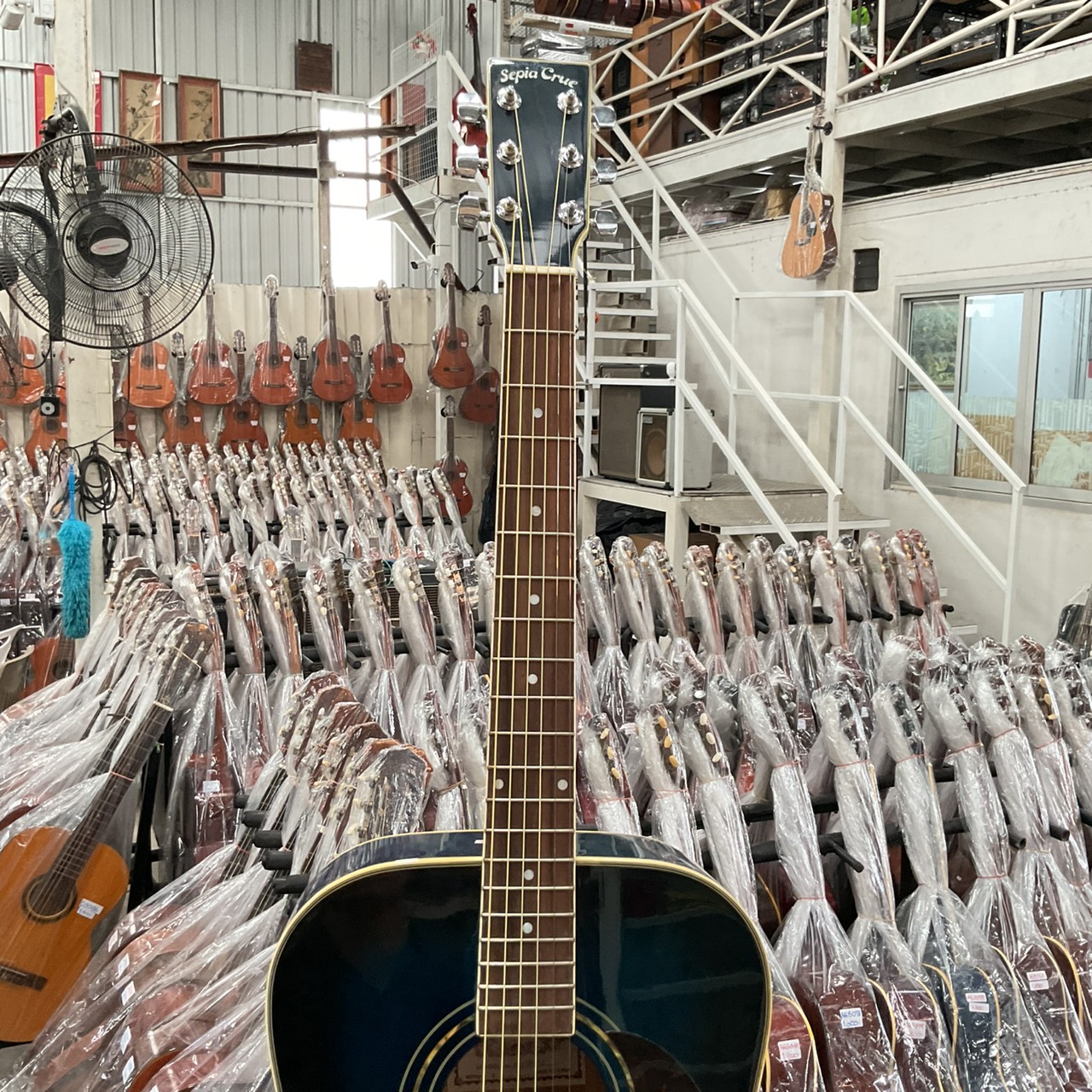 กีต้าร์โปร่ง Sepia Crue : W-170-BLS