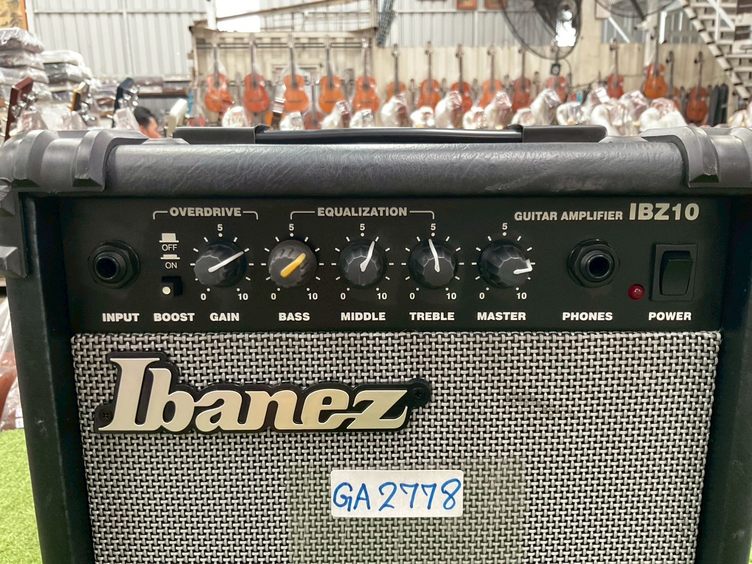 แอมป์กีต้าร์ Ibanez : IBZ10