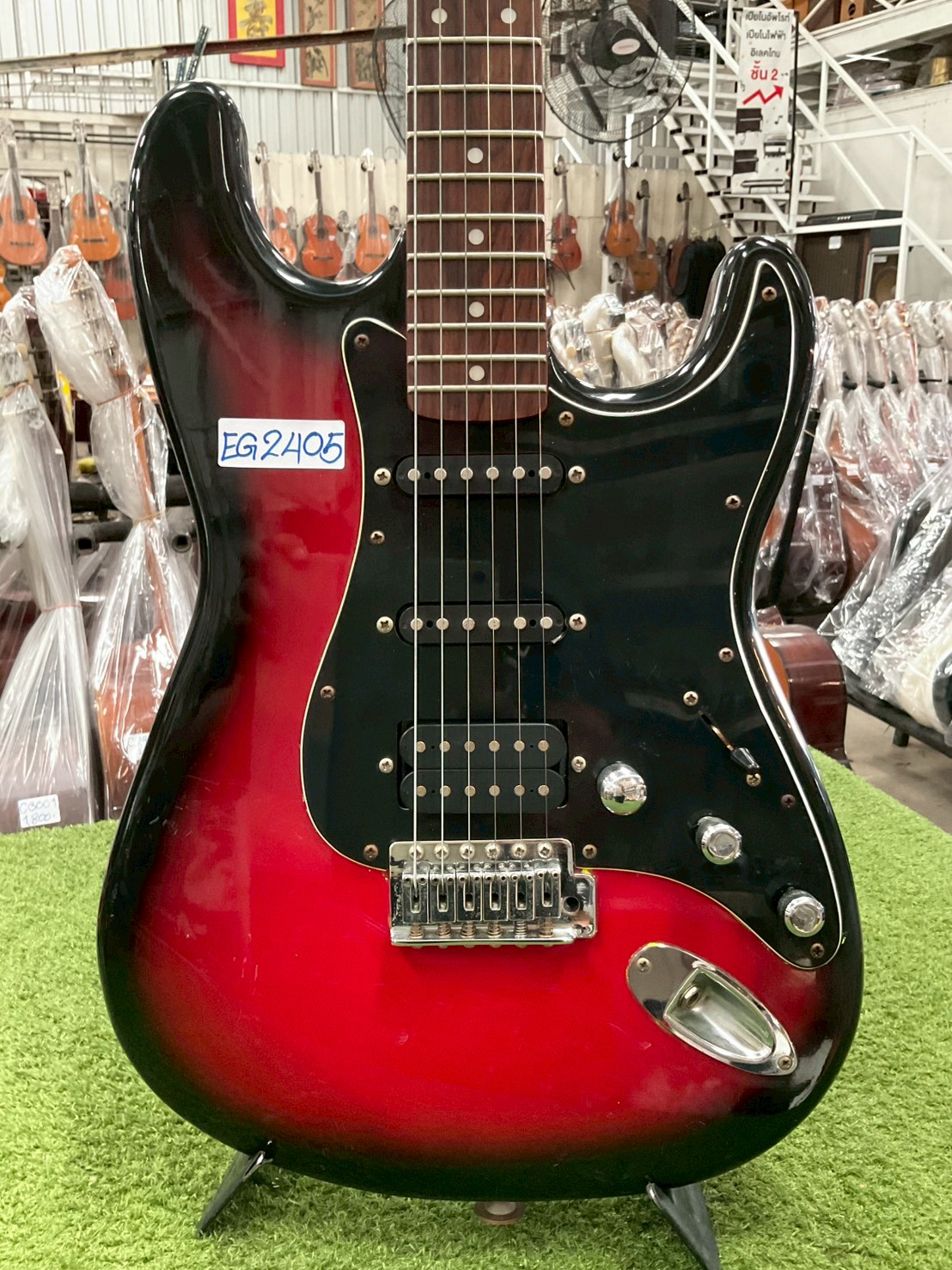 กีต้าร์ไฟฟ้า Legend