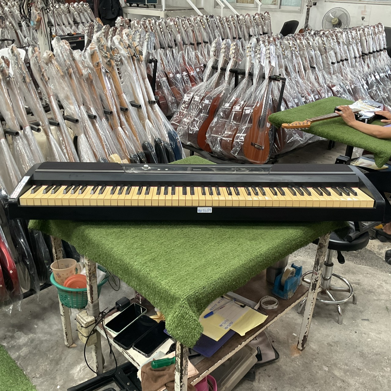 เปียโน KORG : SP-170S สินค้าไม่พร้อมใช้งาน (ต้องซ่อม)