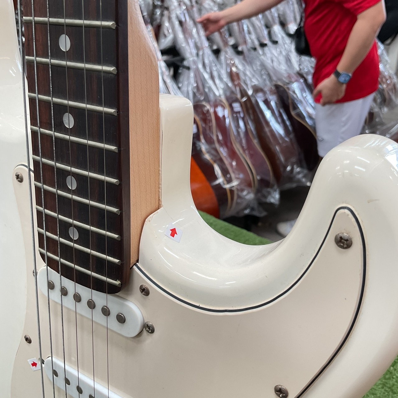 กีต้าร์ไฟฟ้า PlayTech