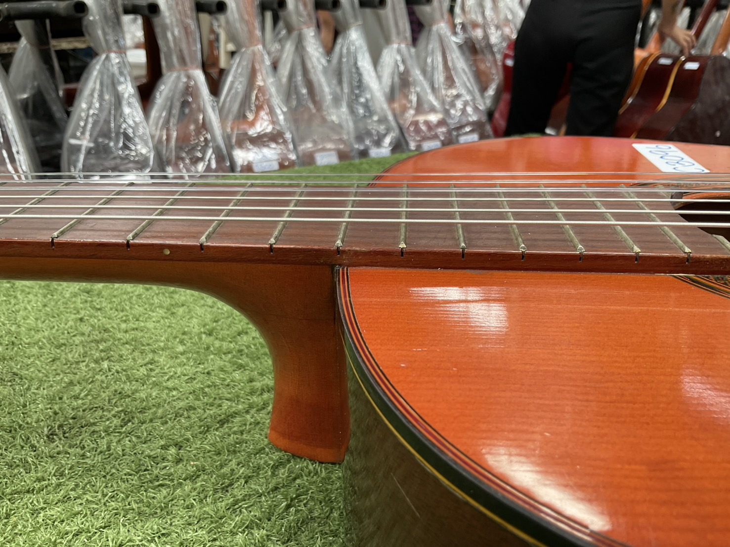 กีต้าร์คลาสสิค YAMAHA : G-70D