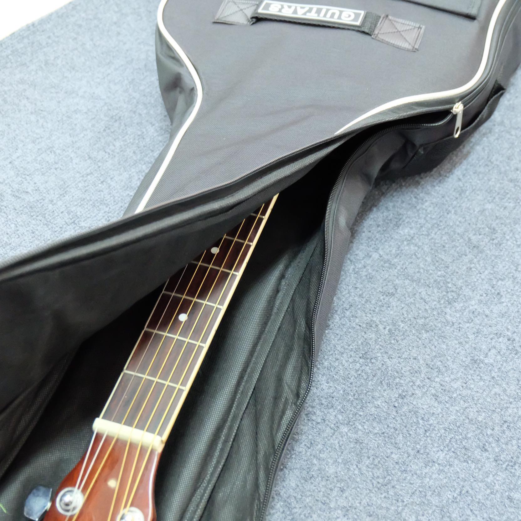 กระเป๋ากีตาร์ กระเป๋ากีตาร์โปร่ง คุณภาพสูง Guitar Bag ขนาด 38- 41 นิ้ว - สีดำ