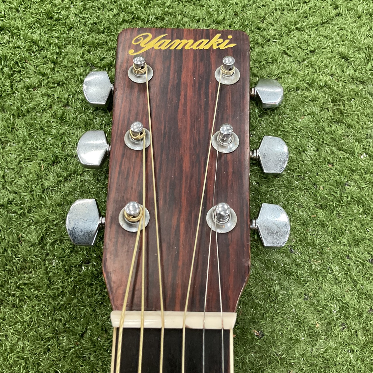 กีต้าร์โปร่ง Yamaki