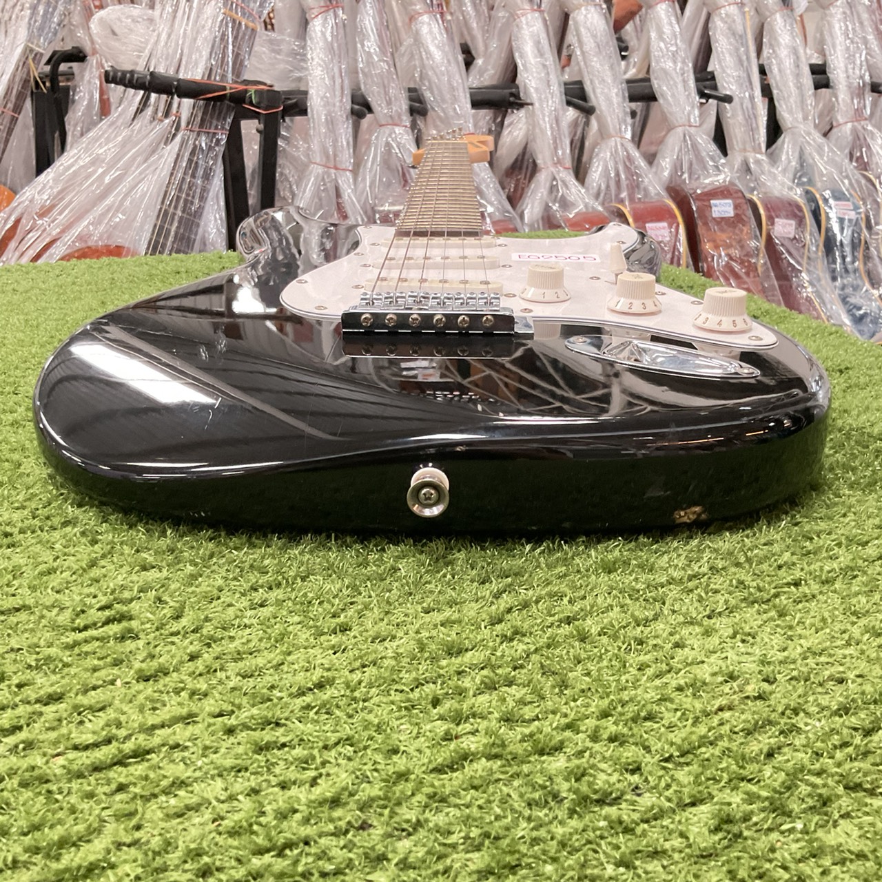 กีต้าร์ไฟฟ้า SELDER