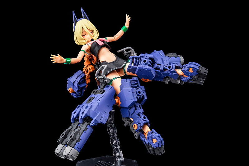 Megami Device BUSTER DOLL TANK MIDNIGHT FANG 1/1 Plastic Model(Pre-order)