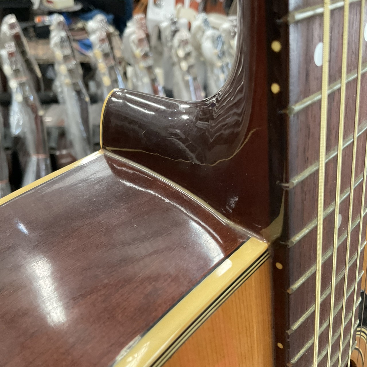 กีต้าร์โปร่ง YAMAHA : FG-151