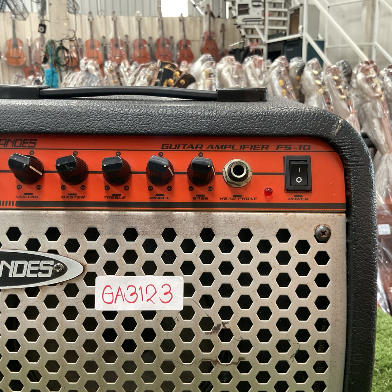 แอมป์กีต้าร์ FERNANDES : FS-15