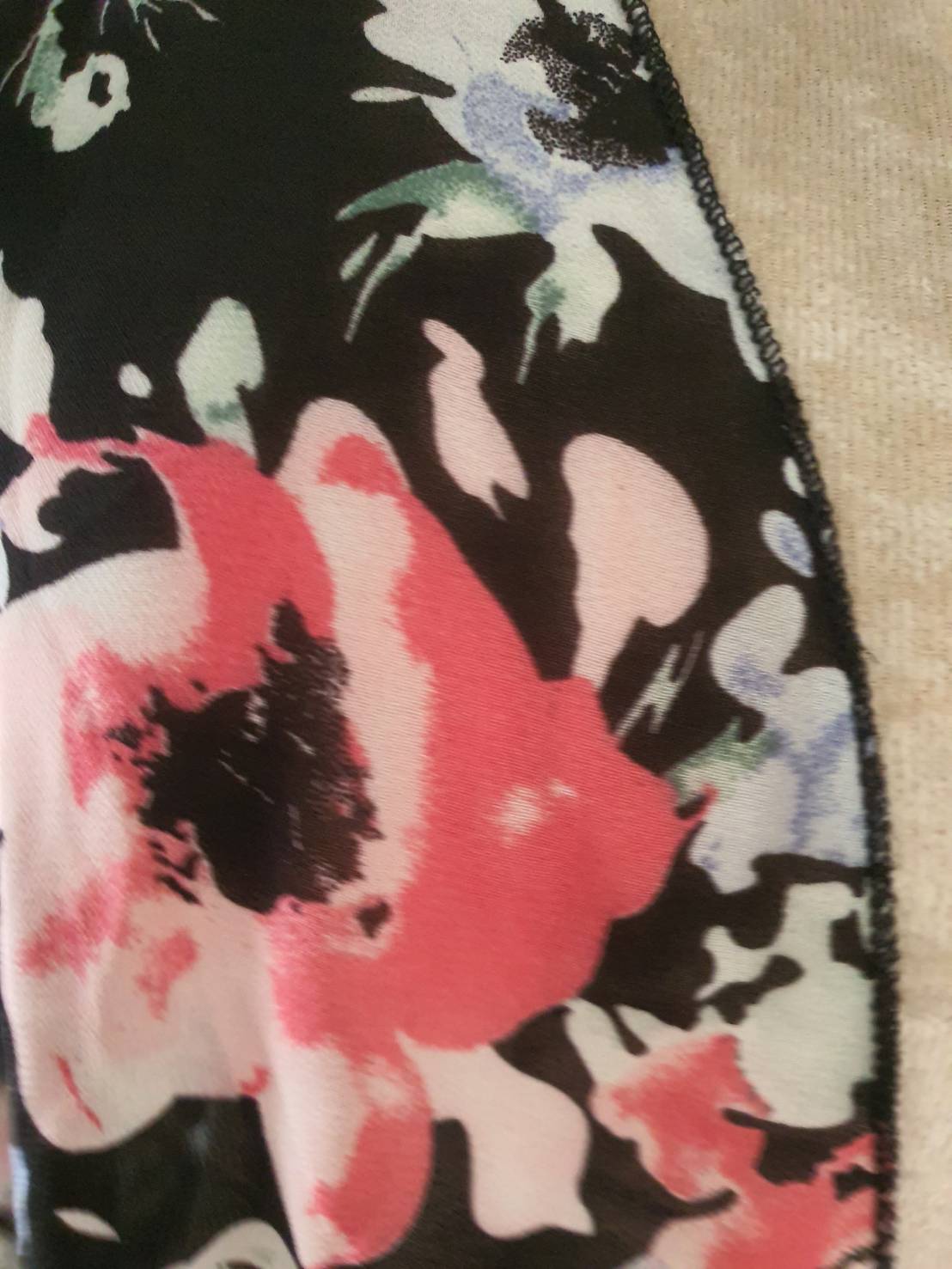 FF05860 เสื้อคลุมแฟชั่น ชีฟอง มือสอง ลายดอกไม้ อก 44 นิ้ว