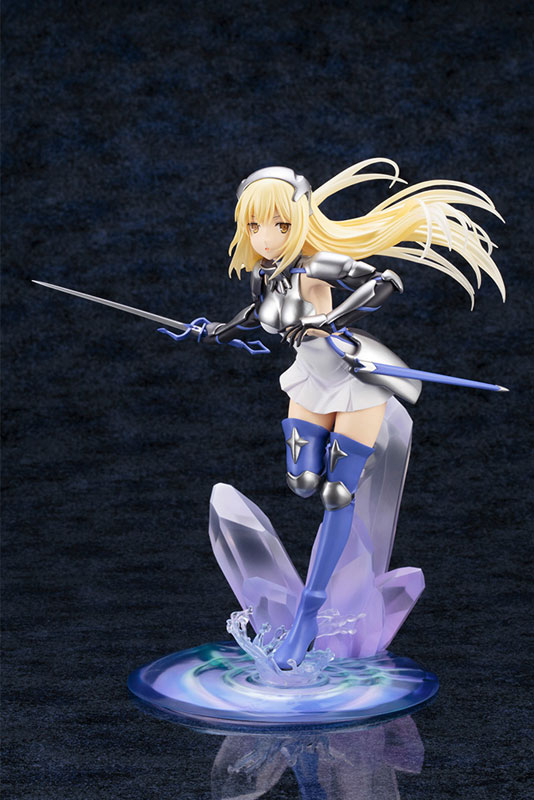 Sword Oratoria Is It Wrong to Try to Pick Up Girls in a Dungeon? Gaiden Ais Wallenstein 1/7 Figure(Pre-order)