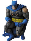 MAFEX No.119 MAFEX BATMAN (TDKR: The Dark Knight Triumphant)(Pre-order)