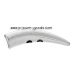 กระดุมโลหะ กระดุมรูปเขา (horn) สีเงินโบราณ