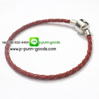 สีแดง (Red)