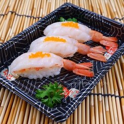 ซูชิหน้ากุ้งอาร์เจนติน่า - Argentina Red Shrimp Sushi (3 pcs.)