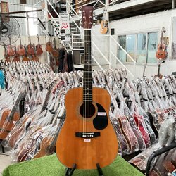 กีต้าร์โปร่ง No Brand