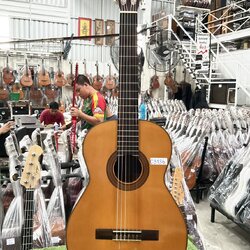 กีต้าร์คลาสสิค GUT GUITAR : NO.293