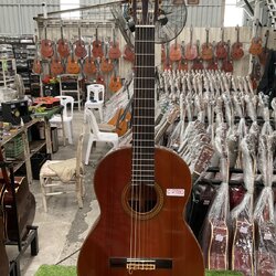 กีต้าร์คลาสสิค YAMAHA : C-200