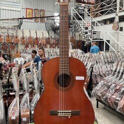 กีต้าร์คลาสสิค YAMAHA : G-70D