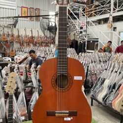 กีต้าร์คลาสสิค CLARK GUITAR : NO.10