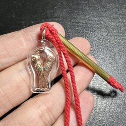 ตะกรุดสาริกาหน้าทอง Trakud Salika Narthong SKU-02016