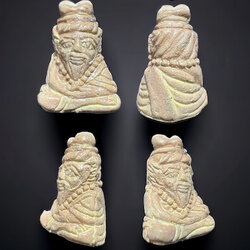 พระฤาษีนารอดมหาลาภจันทร์เพ็ญ (เนื้อผงมหาลาภผสมน้ำนมควาย) Moon Blessing Pokae Narod. (Light brown color) SKU-03000