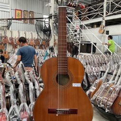 กีต้าร์คลาสสิค HARMANA : No.250