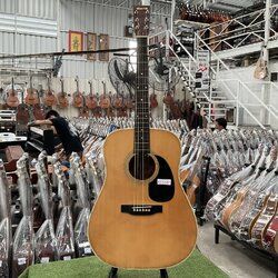 กีต้าร์โปร่ง Morris : W-18