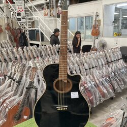 กีต้าร์โปร่งไฟฟ้า YAMAHA : APX-6S