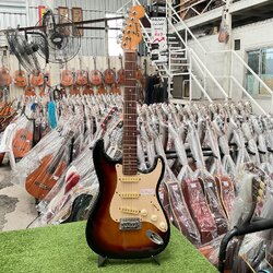 กีต้าร์ไฟฟ้า Legend