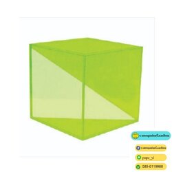 ปริซึมฐานสี่เหลี่ยมจัตุรัสแสดงเส้นทแยงมุม