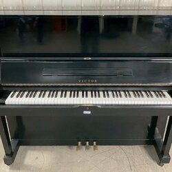 เปียโนอัพไลท์ VICTOR : V-7