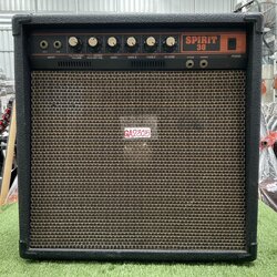 แอมป์กีต้าร์ Roland : SPIRIT-30