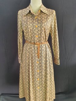 FF02654 เดรสวินเทจ สีน้ำตาล มือสอง อก 36-37 นิ้ว