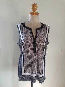 FF05876 เสื้อผ้าแฟชั่น มือสอง แบรนด์ JONES NEW YORK อก 42-46 นิ้ว