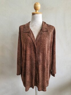 FF05079 เสื้อผ้ามือสอง สีน้ำตาล สาวอวบพลัส แบรนด์ JM COLLECTION อก 52-62 นิ้ว