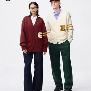 [Pre-Order] GU x Harry Potter เสื้อคาร์ดิแกน ประจำบ้าน 2025