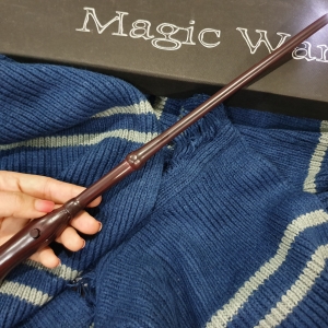 ไม้กายสิทธิ์ ลูน่า เลิฟกู๊ด มีไฟ