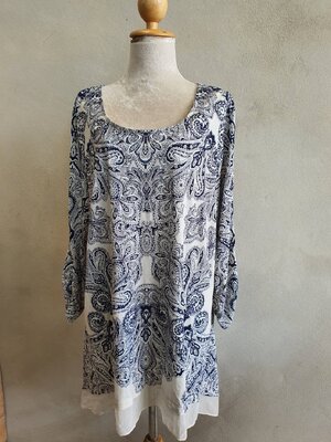 FF04957 เสื้อผ้ามือสอง สาวอวบ พลัสไซส์ สีขาวลาย แบรนด์ Style&co. อก 50-55 นิ้ว