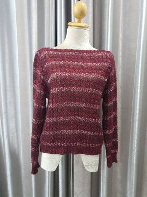 ขายแล้วจ้า FF02403 เสื้อไหมพรมแฟชั่น มือสอง สีแดง อก 36-40 นิ้ว