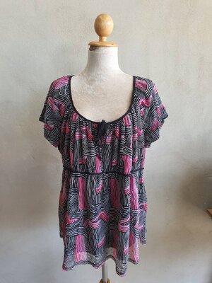 FF05121 เสื้อผ้ามือสอง ลวดลายสวย แบรนด์ ANFANI อก 46-48 นิ้ว